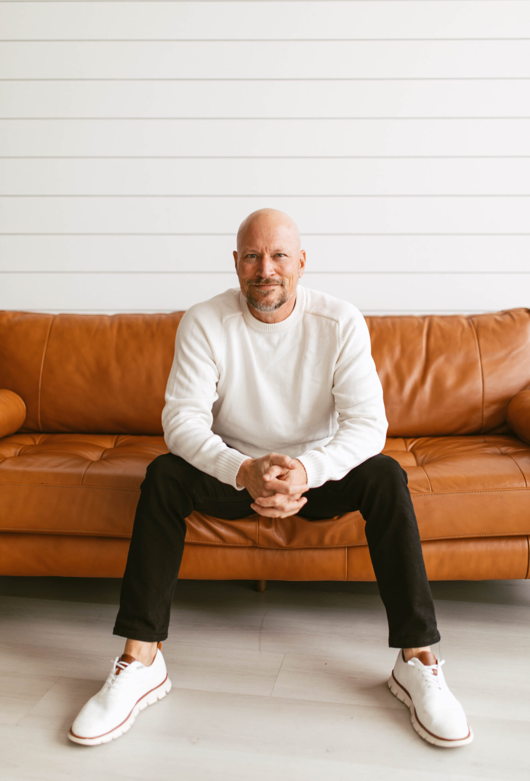 Dr. John Schinnerer, The Evolved Caveman Podcast